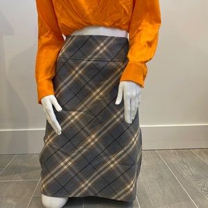 Burberry London Plaid Print Knee-Length Skirt